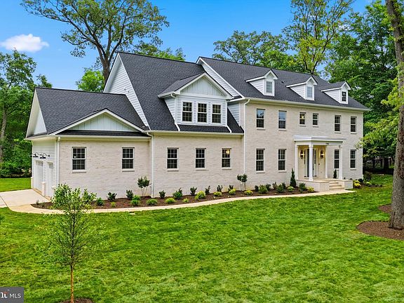 3rd image of 1142 Cameron Rd