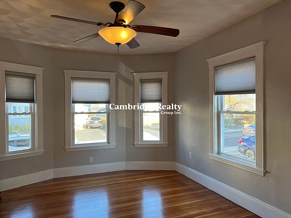 3rd image of 47 Pearl Ave #1