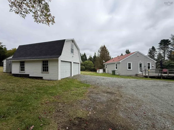 7318 Highway 7, Musquodoboit Harbour, NS B0J 2L0