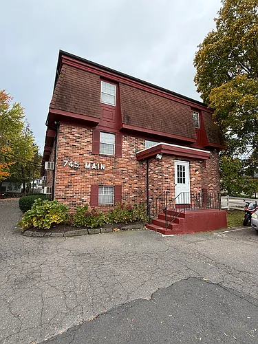 745 Main St #B9 Photo 1