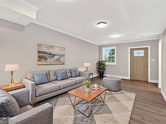 4th image of 155 McClure Rd