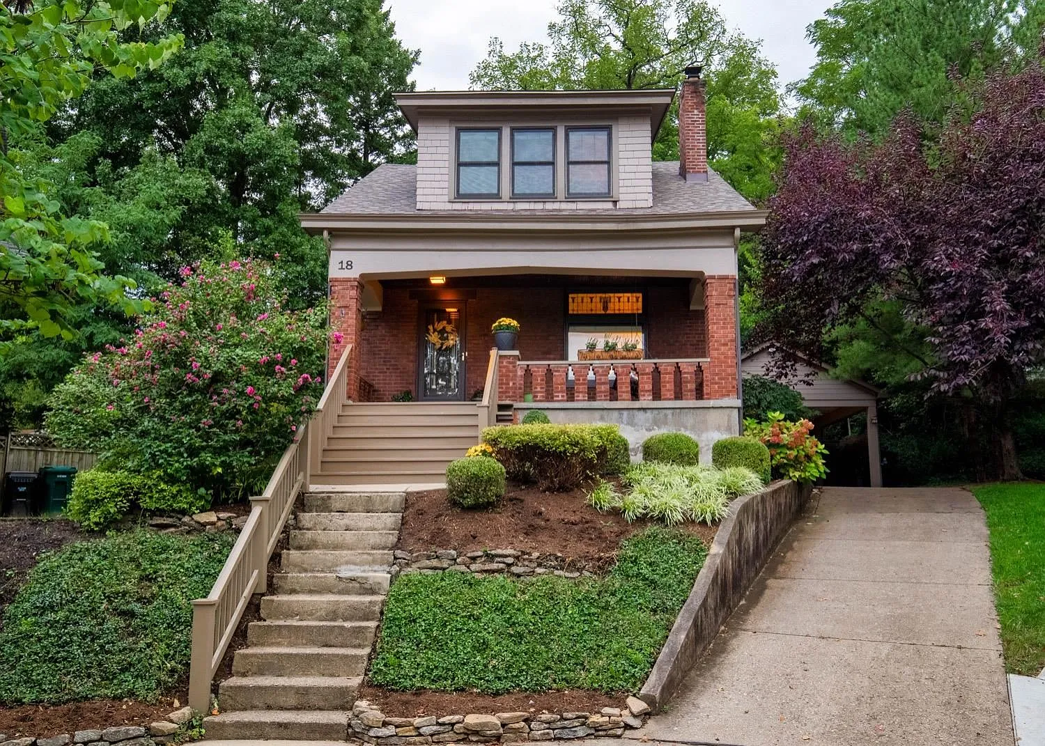 18 Arcadia Pl photo 1