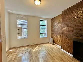 Rented by Best Apartments North Inc