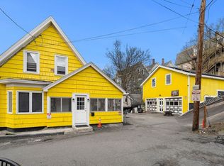 129 High St, Clinton, MA 01510
