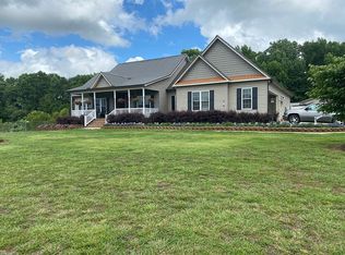 2045 Five Forks Rd, Pendleton, SC 29670