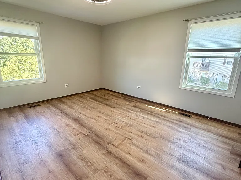 1067 Glouchester Hbr — Photo 9