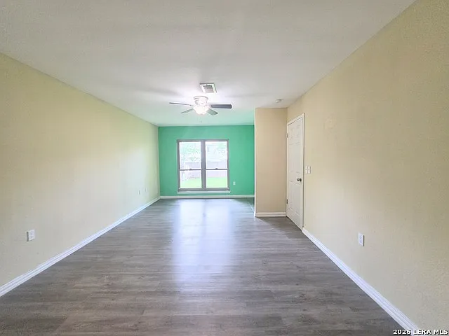 5931 Autumn Lk — Photo 21
