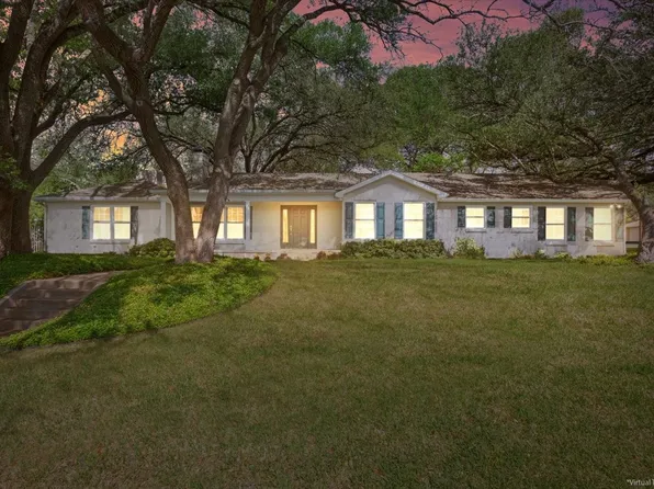 102 N 30th St, Waco, TX 76710