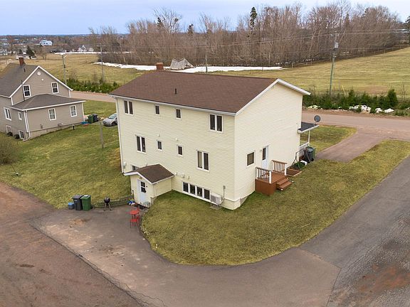 4th image of 76 Timber Ln