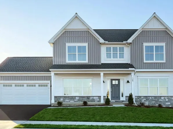 129 Alexandria Dr, Annville, PA 17003