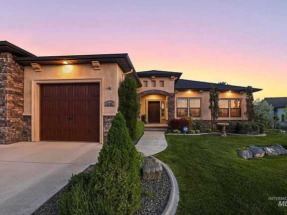 2nd image of 4152 N Meadow Ridge Cir