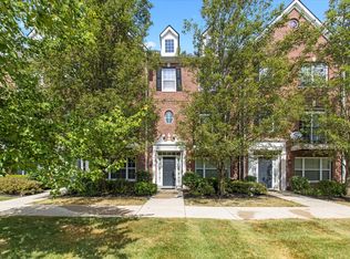 11701 Chant Ln UNIT 5, Zionsville, IN 46077