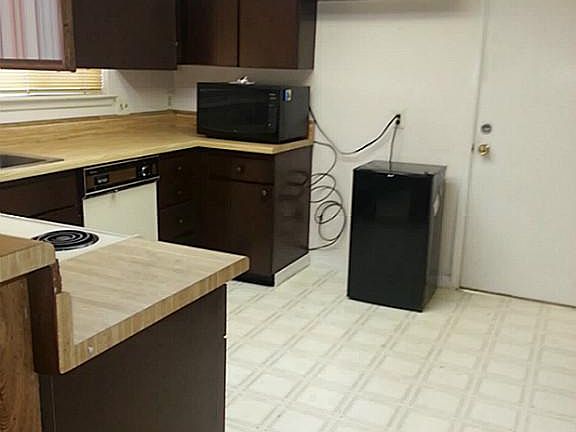 4th image of 234 La Fonda Dr