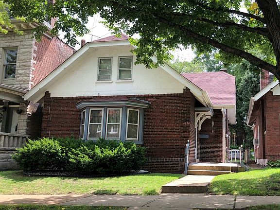 3rd image of 4222 Shenandoah Ave