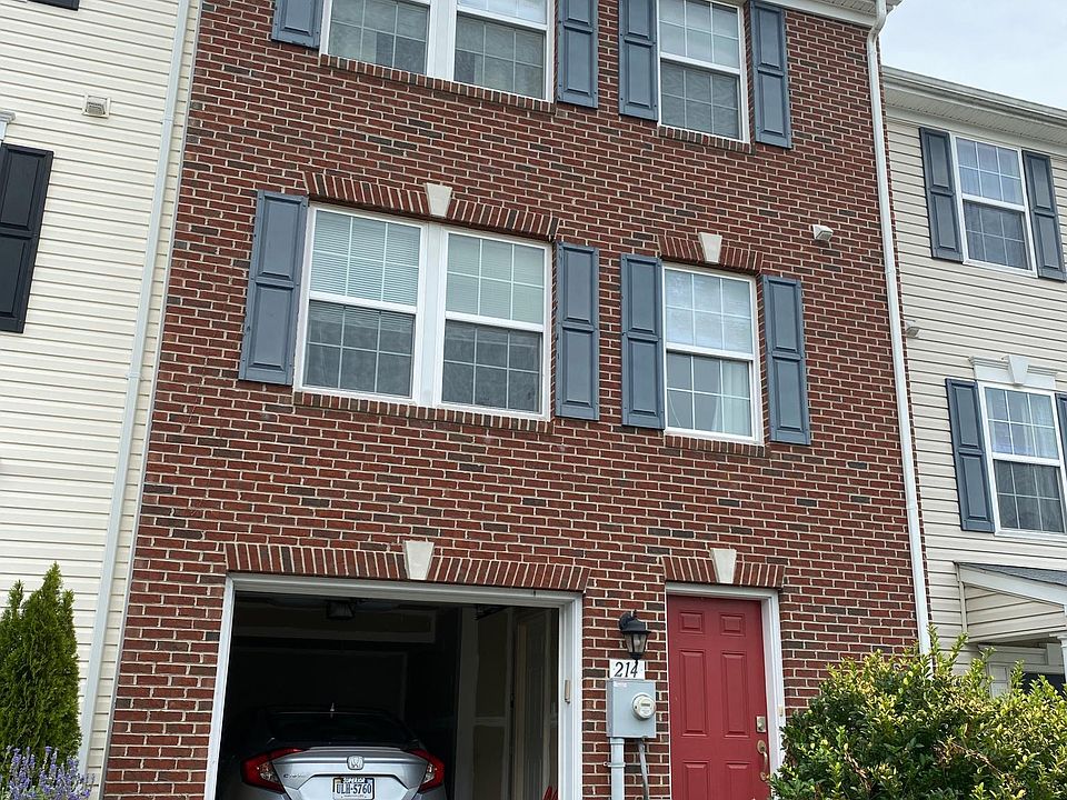 1st image of 214 Monticello Sq