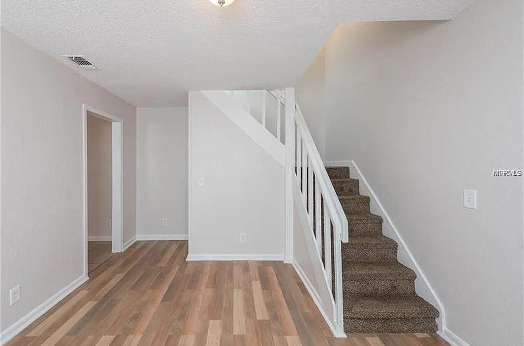 7003 Duncan Ave — Photo 1