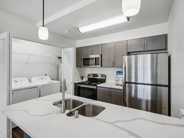 Haven Park Apartments — Photo 22