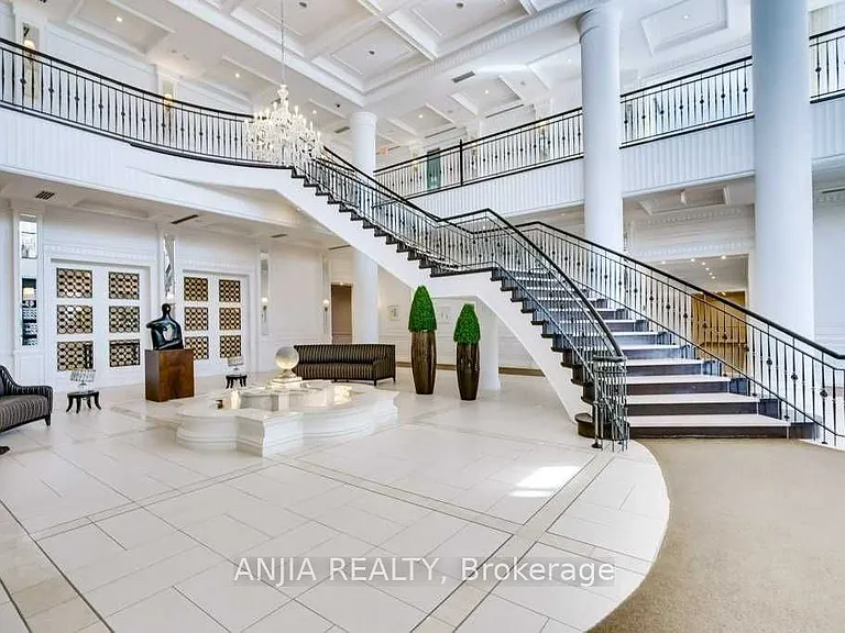 25 Greenview Ave #1026 — Photo 3