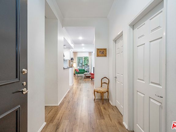 5th image of 1820 S Beverly Glen Blvd APT 205