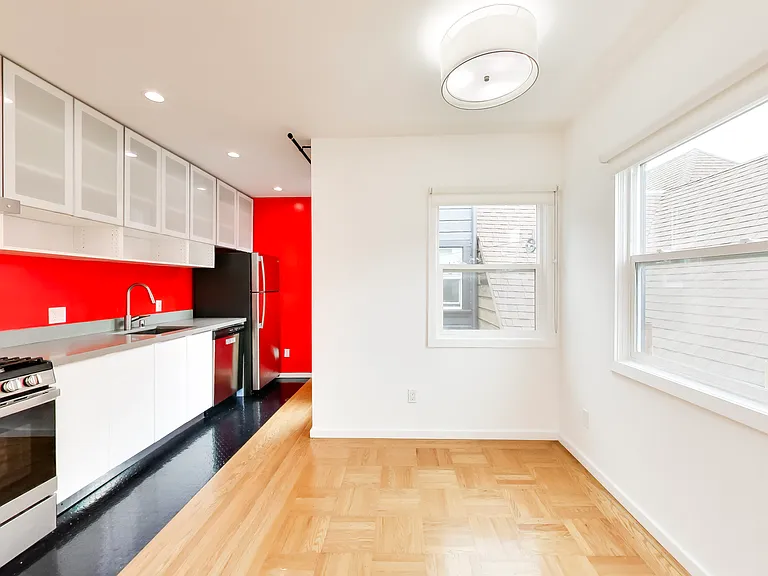 3033 Turk Blvd #4 — Photo 10