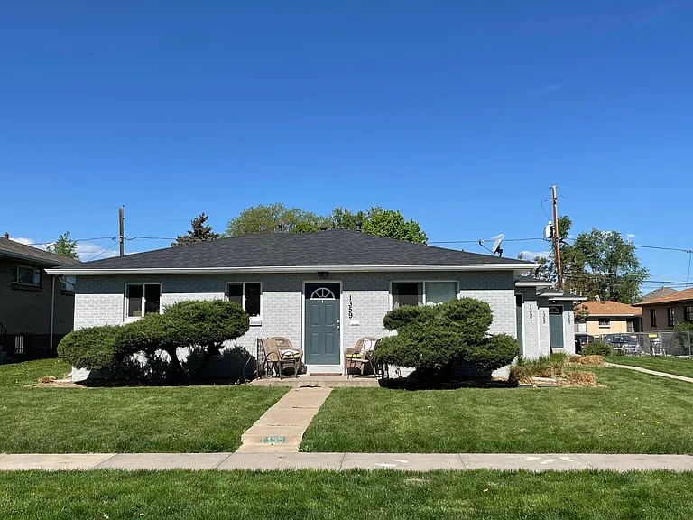1359 S Grant St — Photo 9