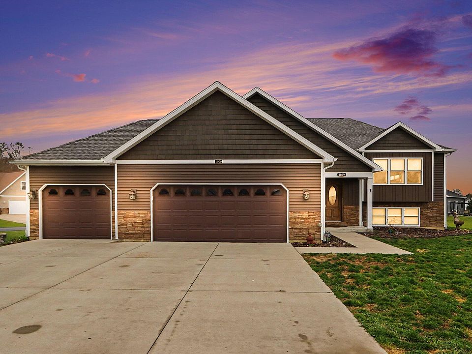 1st image of 1069 S Stoneridge Dr