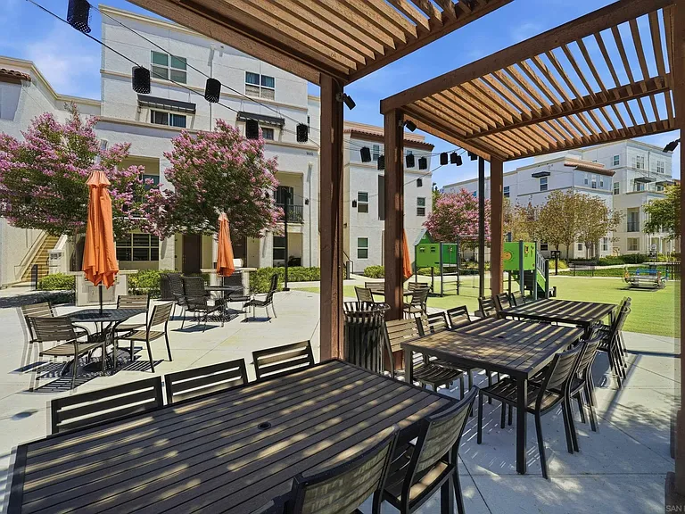2014 Luzon Ln #8 — Photo 48