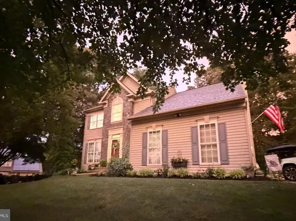 305 Arlington Ct, Severn, MD 21144