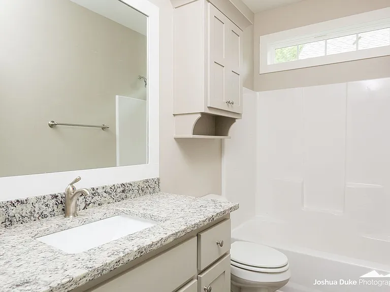1320 S College Ave — Photo 14
