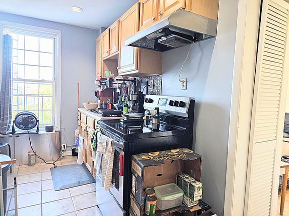 4th image of 644 4th Ave #3