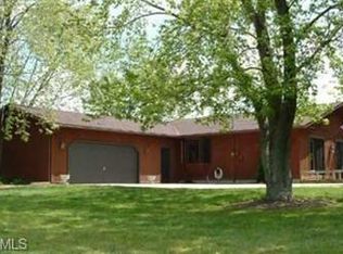 6009 Cinnamon Dr E, West Salem, OH 44287