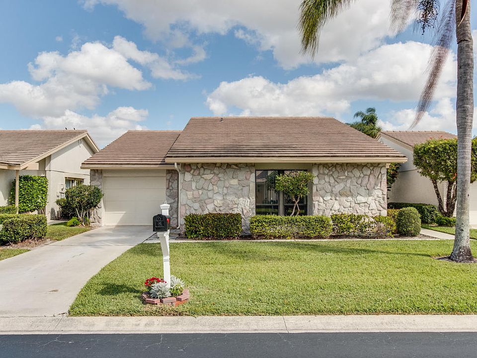 1st image of 2513 SW Egret Pond Cir