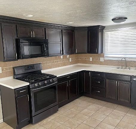 903 West 15th-Kit 2_05222024
