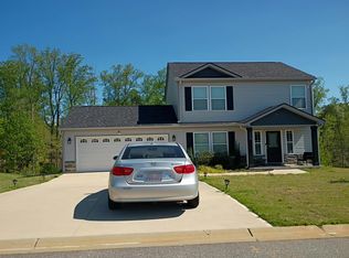1908 Rosalyn Dew Dr, Lyman, SC 29365