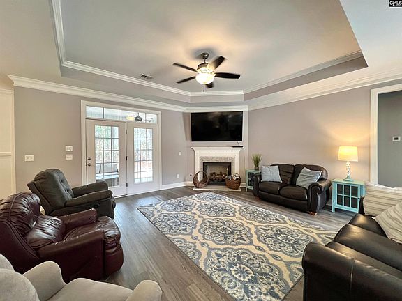 4th image of 73 Middleton Dr