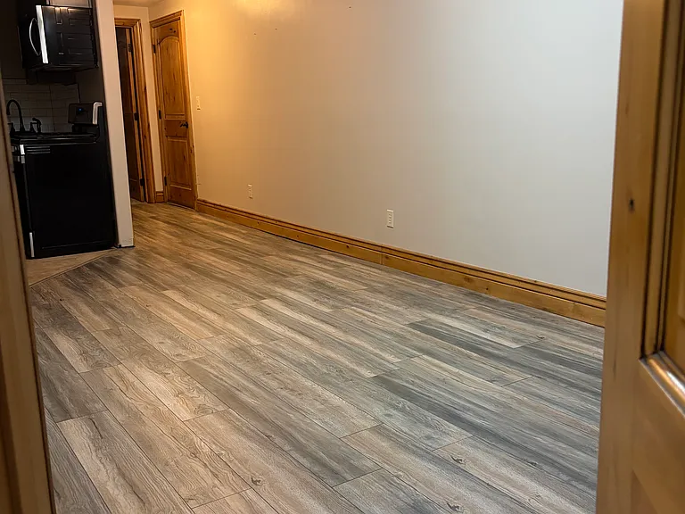 1301 E 575 N — Photo 15