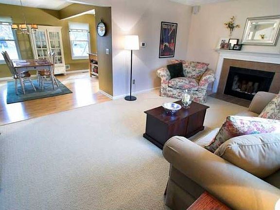 4th image of 5350 Woodville Ct
