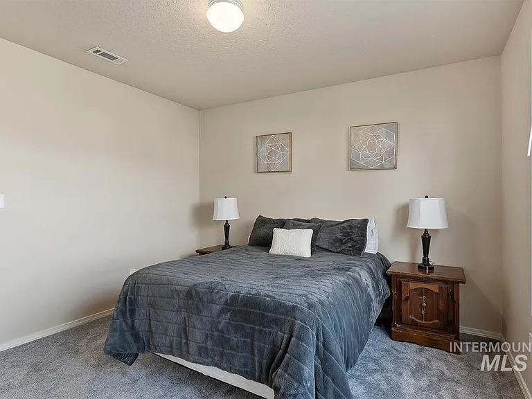 9713 W Shelborne Dr — Photo 22
