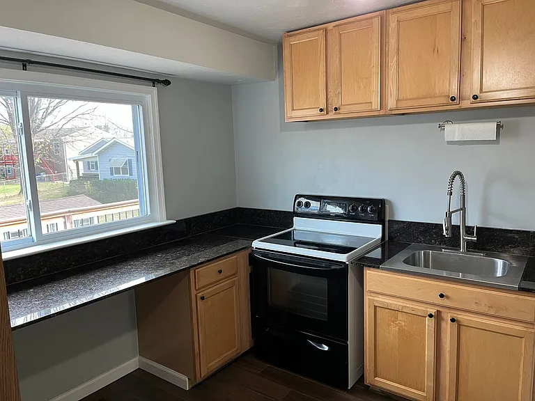 3435 Edenbridge Rd — Photo 45