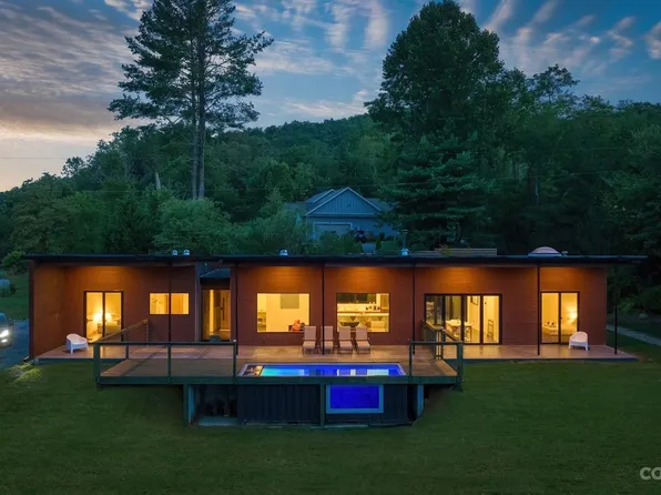 3 Turtledove Trl, Asheville, NC 28805