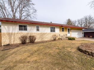 10246 100th Ave N, Maple Grove, MN 55369