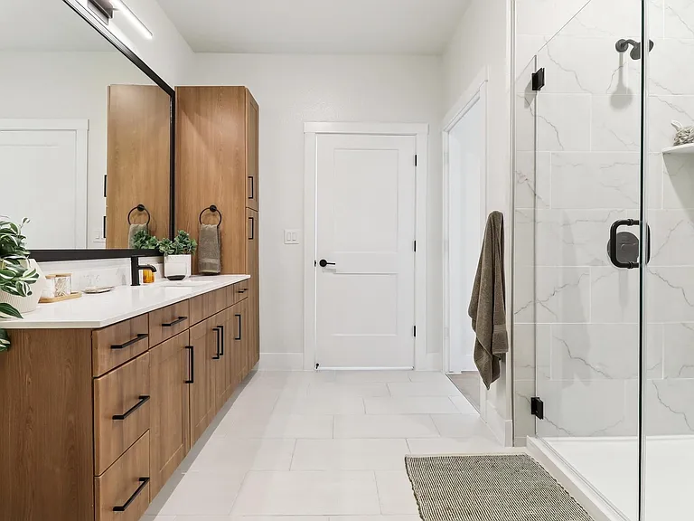 The Brentwood — Photo 12