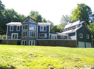 437 Highland Dr, Moretown, VT 05660