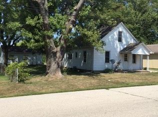105 Marion St, East Peoria, IL 61611