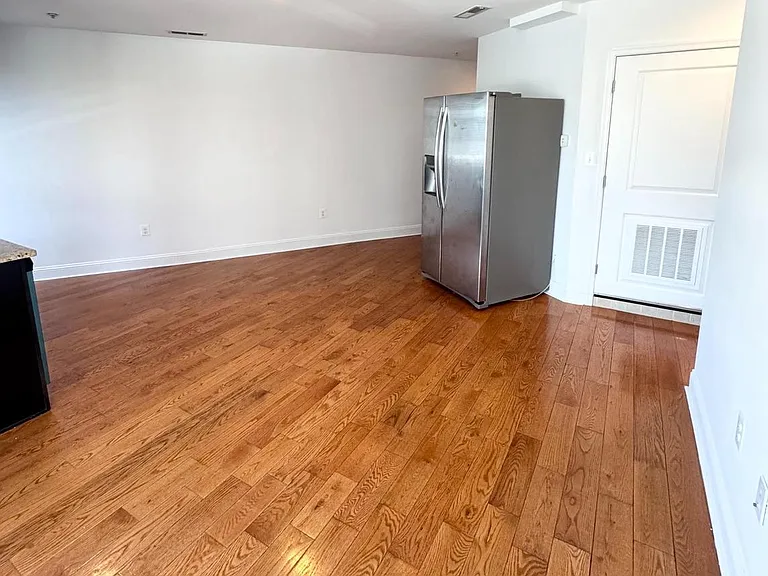 1250 Ridge Ave #-2C — Photo 7