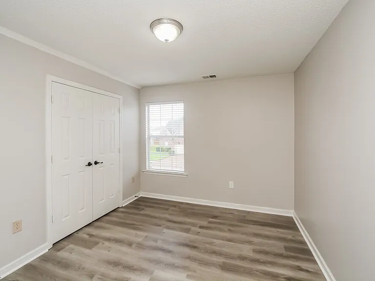 4880 Briona St — Photo 14