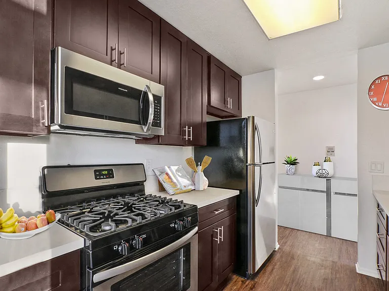 10306 Keswick Ave — Photo 22