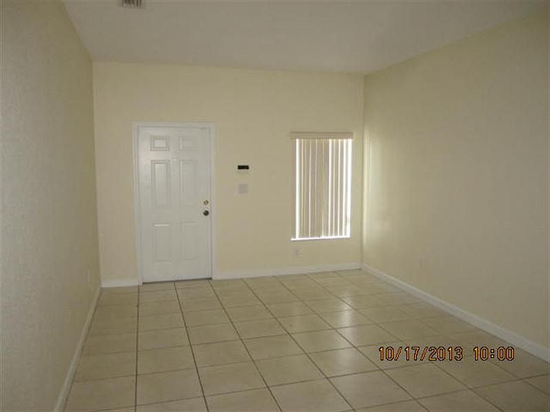 2nd image of 5611 NW 112th Ct