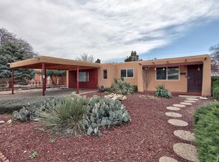 9816 Woodland Ave NE, Albuquerque, NM 87112