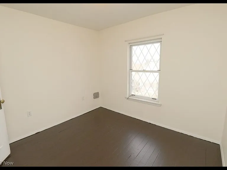 1342 Oregon Ave — Photo 19